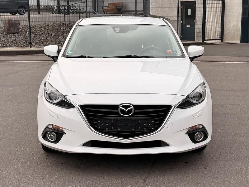 Gebraucht Mazda 3 120 PS (88 kW) 2016 Weiß Limousine