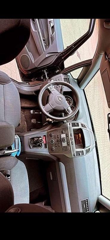 Gebraucht Opel Zafira Edition 140 PS (102 kW) 2007 Schwarz Van / Kleinbus