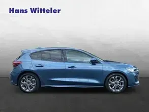Gebraucht Ford Focus ST-Line 125 PS (91 kW) 2023 Chromablau metallic Limousine