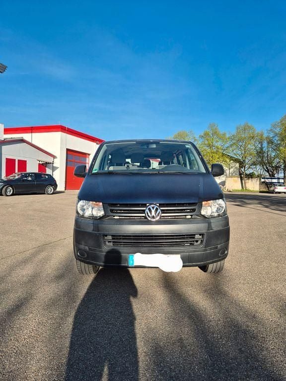 Używany VW T5 140 KM (102 kW) 2015 Niebieski Van