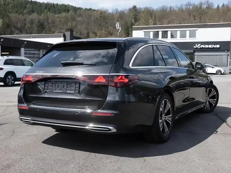 Gebraucht Mercedes E220 Avantgarde 197 PS (144 kW) 2025 Grau metalliclack graphitgrau Kombi