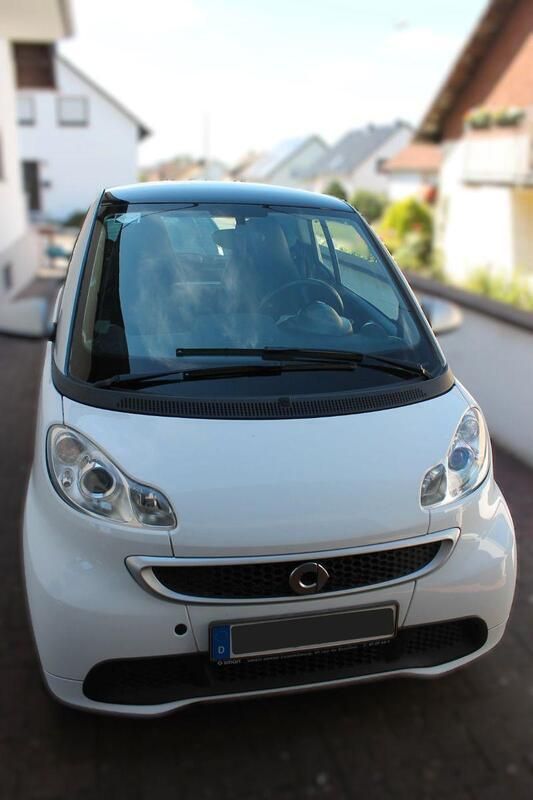 Weiß Gebraucht 2012 Smart ForTwo Coupé Passion Coupé | 4.999 € (Guter Preis) - Bild 1/4