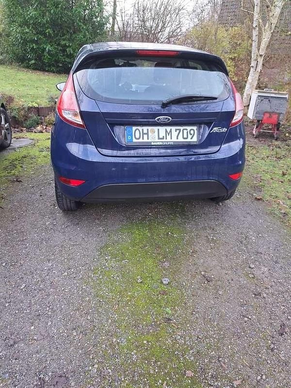 Gebraucht Ford Fiesta Trend 60 PS (44 kW) 2015 Limousine