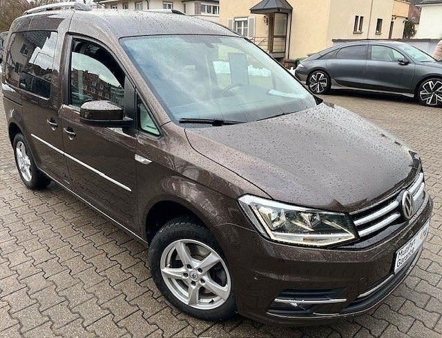 Gebraucht VW Caddy Highline 131 PS (96 kW) 2019 Braun Van / Kleinbus