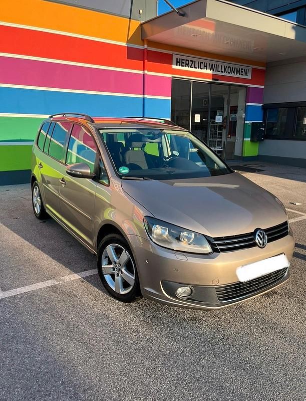 Gebraucht VW Touran 140 PS (102 kW) 2013 Andere farben Van / Kleinbus