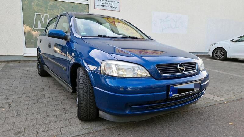 Blau Gebraucht 2002 Opel Astra Kleinwagen | 1.190 € (Guter Preis) - Bild 1/4