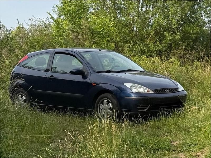 Blau Gebraucht 2004 Ford Focus Kleinwagen | 350 € (Superpreis) - Bild 1/1