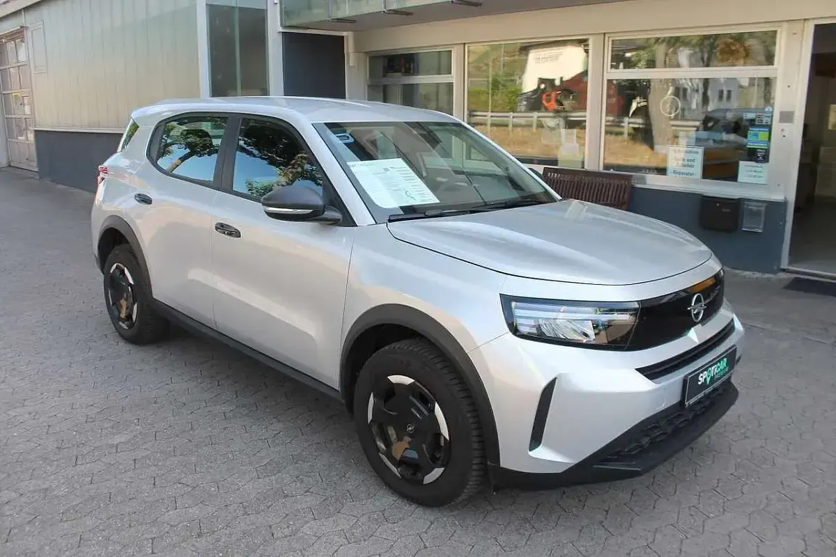 Gebraucht Opel Frontera Edition 113 PS (83 kW) 2026 Silber SUV