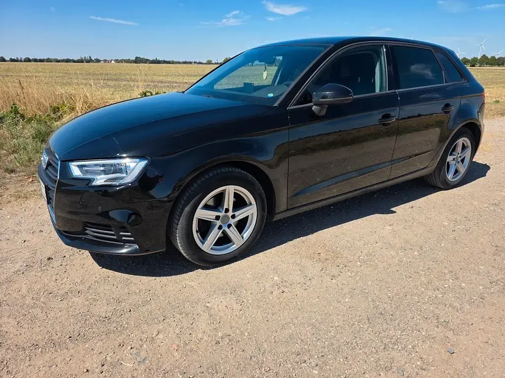 Gebraucht Audi A3 150 PS (110 kW) 2017 Schwarz Limousine