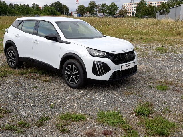Met. okenit weiß Gebraucht 2024 Peugeot 2008 Active SUV | 22.940 € (Fairer Preis) - Bild 1/4