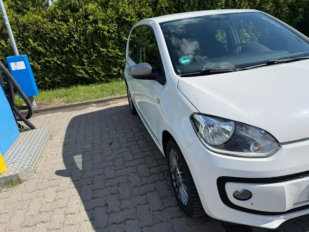 Gebraucht VW up! 60 PS (44 kW) 2013 Weiß Kleinwagen