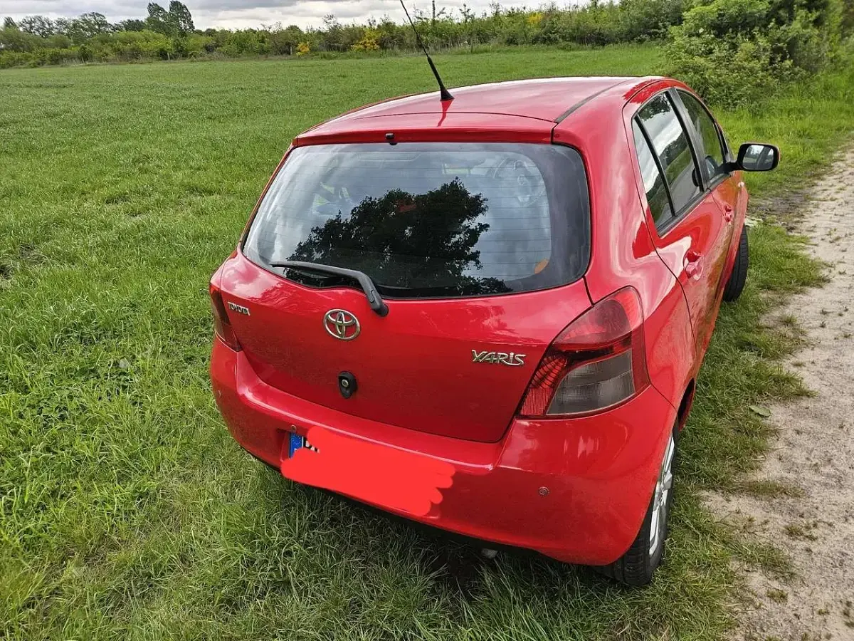 Gebraucht Toyota Yaris Team 87 PS (63 kW) 2008 Rot Kleinwagen