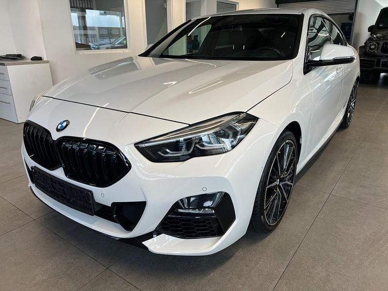 Weiß Gebraucht 2023 BMW 218 M Sport Coupé | 22.900 € (Guter Preis) - Bild 1/4