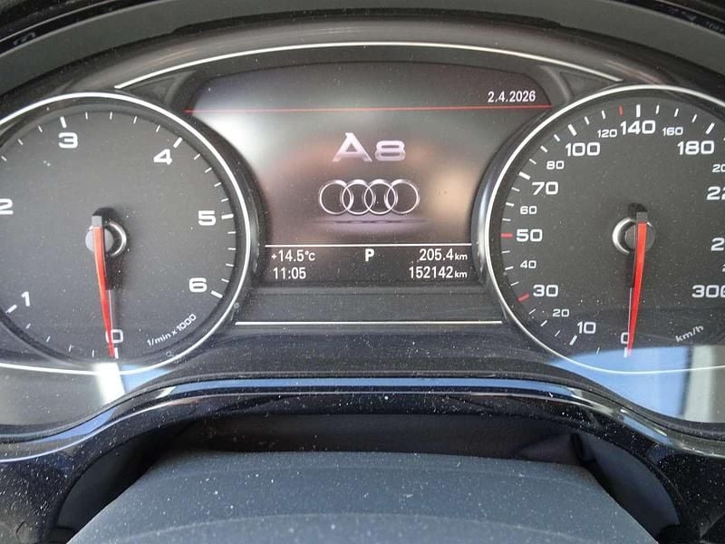 Second-hand Audi A8 250 CP (183 kW) 2013 Albastru Berlinǎ