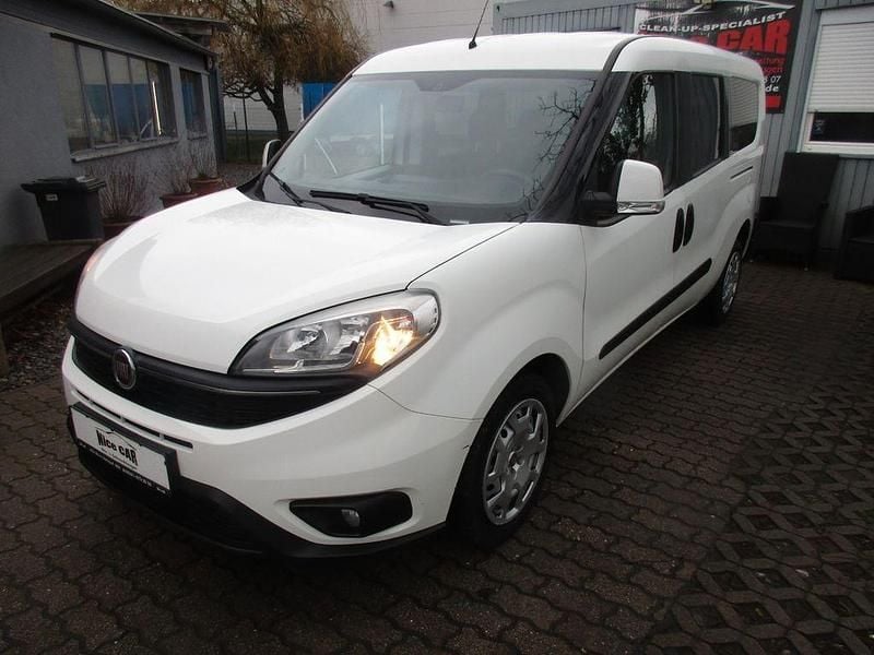 Gebraucht Fiat Doblò 95 PS (69 kW) 2015 Weiß Van / Kleinbus