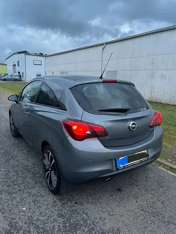 Gebraucht Opel Corsa Edition 101 PS (74 kW) 2015 Grau Kleinwagen