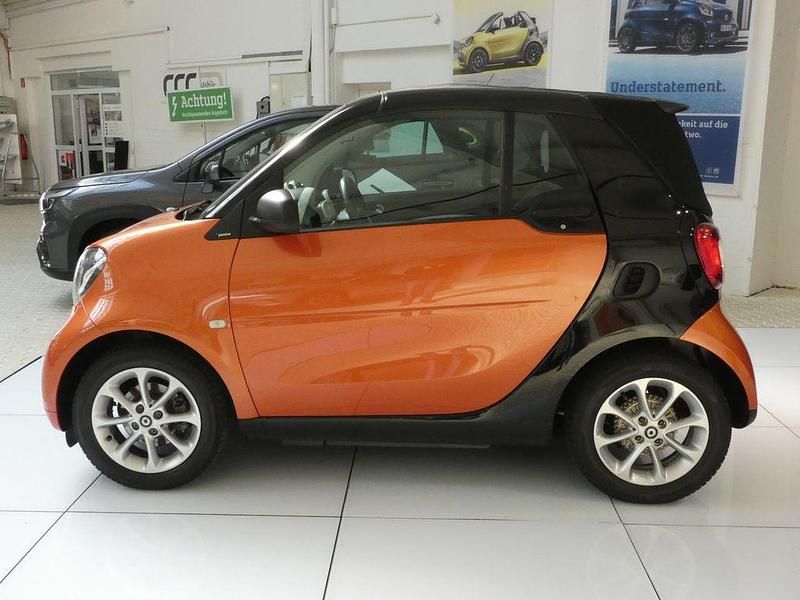 Gebraucht Smart ForTwo Cabrio 71 PS (52 kW) 2017 Orange Cabrio