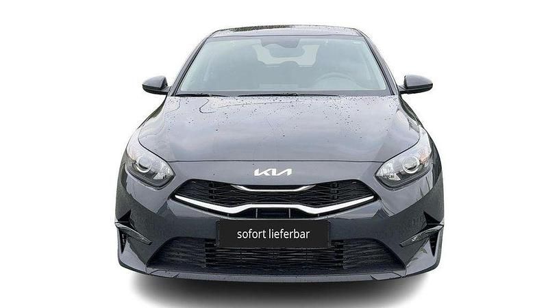 Grau Neu 2025 Kia Ceed Best Kleinwagen | 21.470 € (Guter Preis) - Bild 1/4