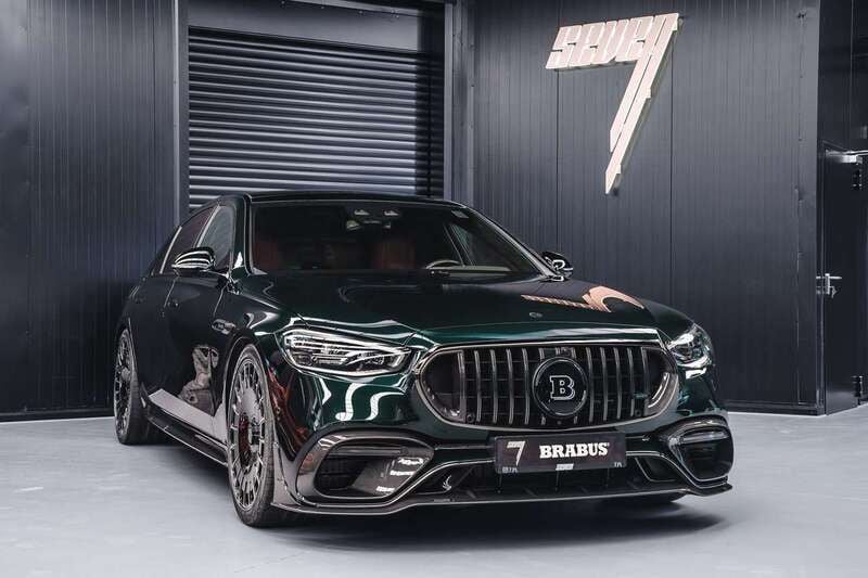 Grün Neu 2025 Mercedes S63 AMG AMG Limousine | 308.210 € - Bild 1/4
