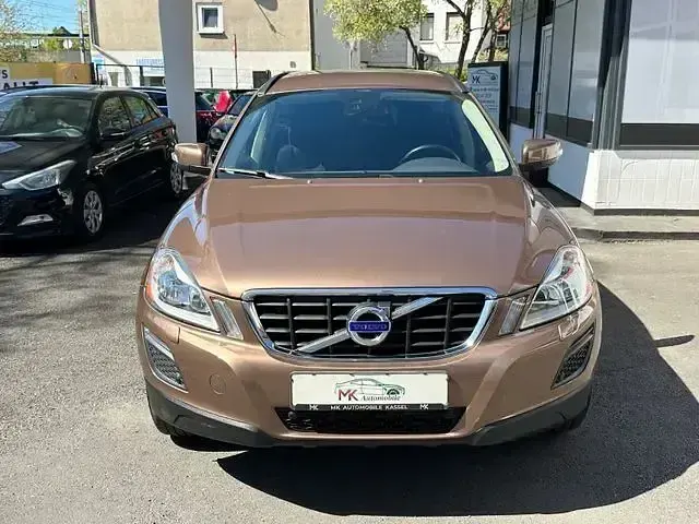 Gebraucht Volvo XC60 Kinetic 163 PS (119 kW) 2012 Andere SUV
