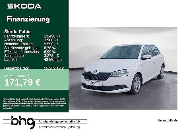Candyweiß Gebraucht 2021 Skoda Fabia | 13.490 € (Guter Preis) - Bild 1/4
