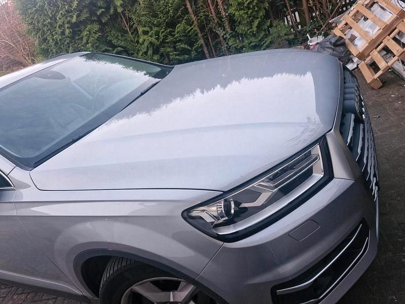Second-hand Audi Q7 2017 SUV