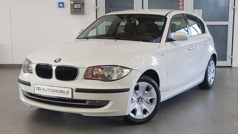 Weiß Gebraucht 2008 BMW 118 Advantage Kleinwagen | 3.990 € (Fairer Preis) - Bild 1/4
