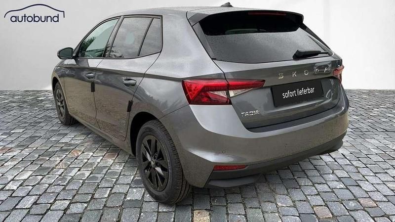 Neu Skoda Fabia 95 PS (69 kW) 2025 Grau Kleinwagen