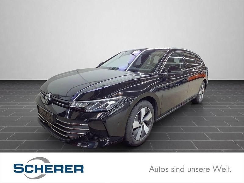 Grenadillschwarz metallic (metallic) Gebraucht 2025 VW Passat Business Kombi | 32.950 € (Fairer Preis) - Bild 1/3