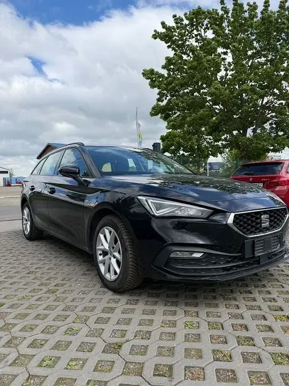 Gebraucht Seat Leon Style 150 PS (110 kW) 2022 Schwarz Limousine