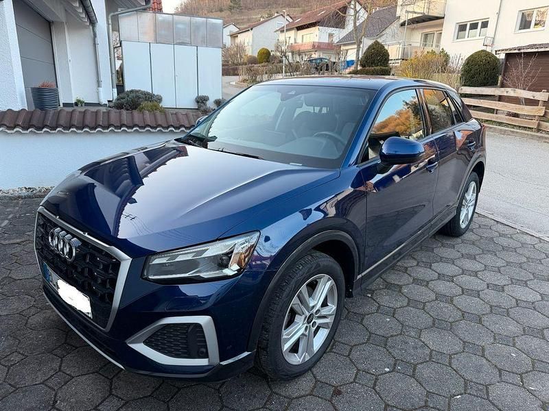 Gebraucht Audi Q2 Advanced 150 PS (110 kW) 2023 Blau SUV