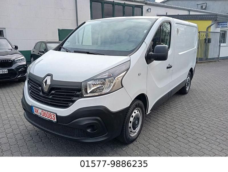 Gebraucht Renault Trafic 120 PS (88 kW) 2019 Weiß Van / Kleinbus