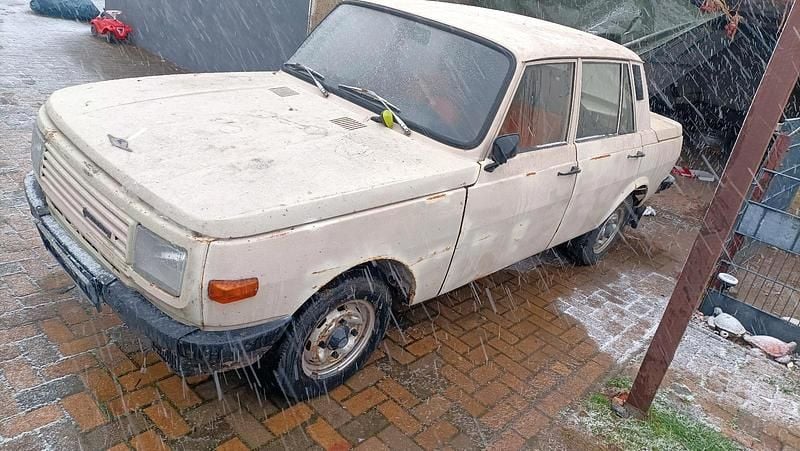 Weiß Gebraucht 2025 Wartburg 353 Limousine | 3.000 € - Bild 1/4