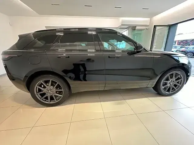 Gebraucht Land Rover Range Rover Velar HSE Dynamic 304 PS (223 kW) 2023 Santorini black SUV