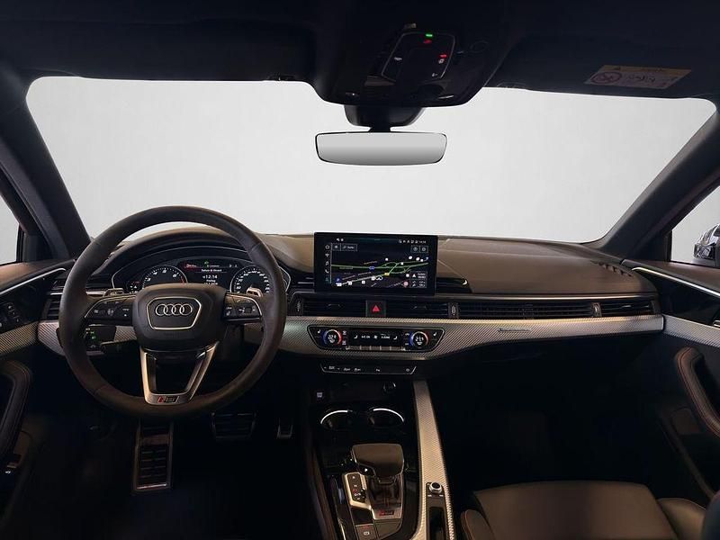 Gebraucht Audi RS4 Ambiente 450 PS (330 kW) 2023 Mythosschwarz metallic (metallic) Kombi