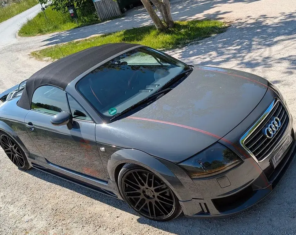 Gebraucht Audi TT Roadster Sport 250 PS (183 kW) 2000 Grau Cabrio