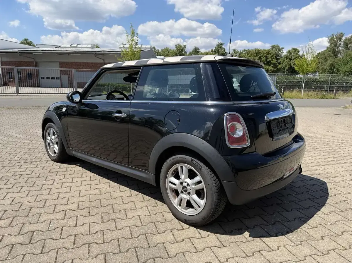 Gebraucht Mini ONE 75 PS (55 kW) 2011 Kleinwagen