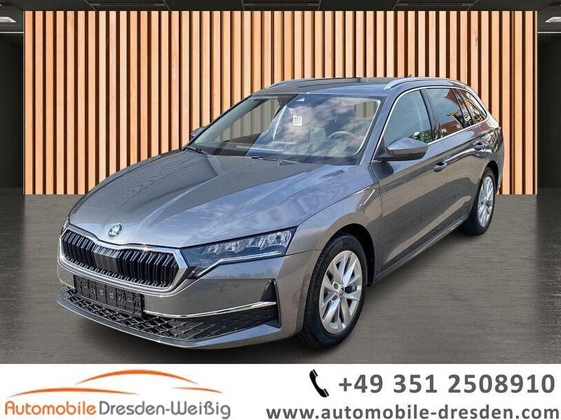 Graphite grau Gebraucht 2024 Skoda Octavia Selection Kombi | 31.980 € (Guter Preis) - Bild 1/4