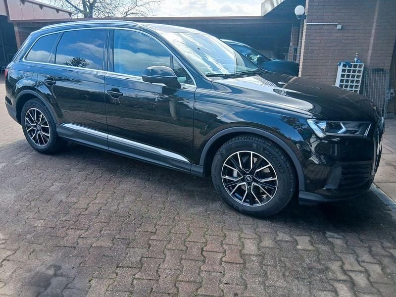 Gebraucht Audi Q7 286 PS (210 kW) 2022 Schwarz SUV
