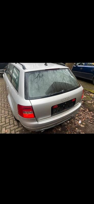 Second-hand Audi A6 299 CP (219 kW) 2002 Argintiu Break