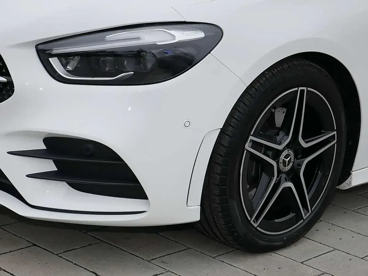 Second-hand Mercedes B220 AMG 190 CP (139 kW) 2025 Alb Monovolum