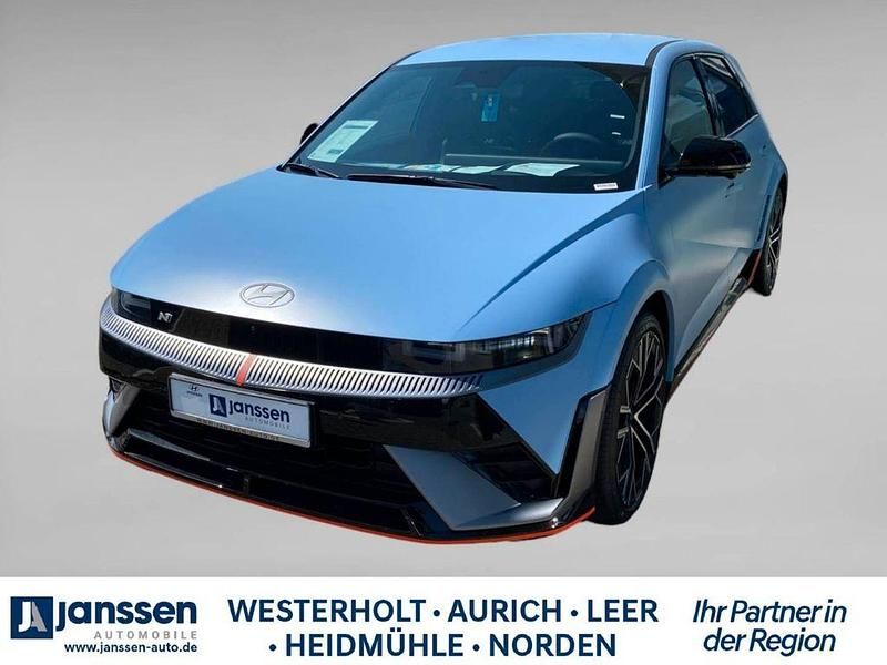 Blau Gebraucht 2024 Hyundai Ioniq Kleinwagen | 62.990 € (Teuer) - Bild 1/2