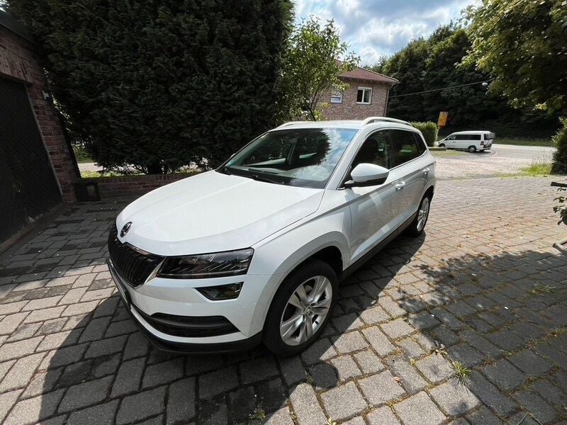 Weiß Gebraucht 2018 Skoda Karoq Style SUV | 14.000 € (Superpreis) - Bild 1/4