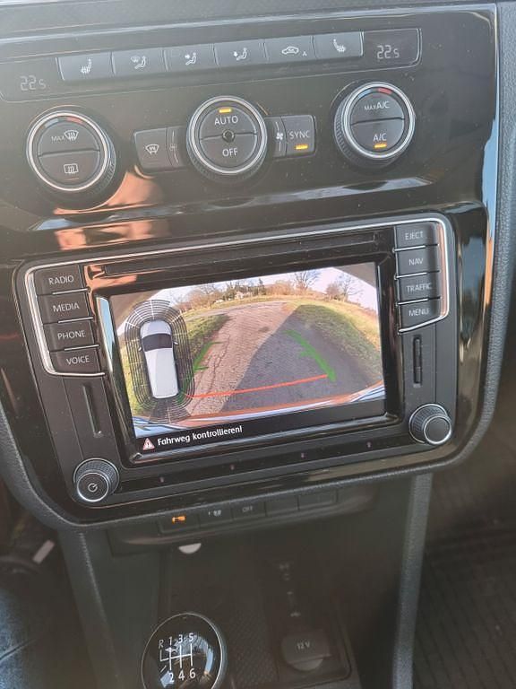 Gebraucht VW Caddy Highline 110 PS (80 kW) 2016 Orange Van / Kleinbus