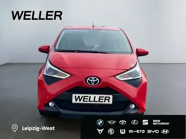 Gebraucht Toyota Aygo X-play 72 PS (52 kW) 2019 Rot Kleinwagen