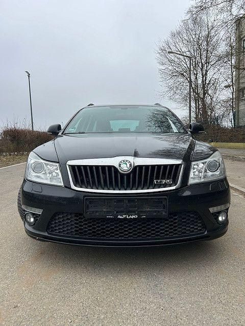 Gebraucht Skoda Octavia vRS 200 PS (147 kW) 2011 Schwarz Kombi