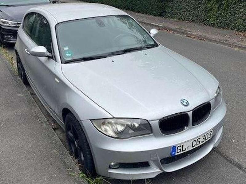 Silber Gebraucht 2007 BMW 116 Kleinwagen | 1.800 € (Guter Preis) - Bild 1/4