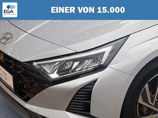 Gebraucht Hyundai i20 Advanced 101 PS (74 kW) 2024 Metallic Kleinwagen