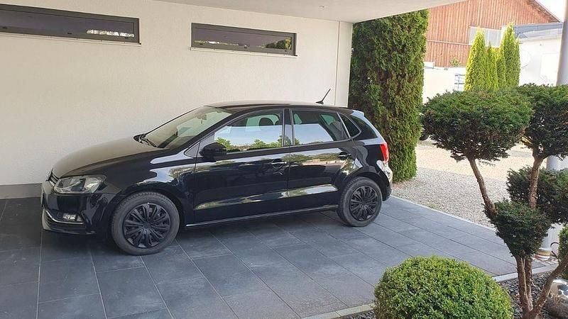 Schwarz Gebraucht 2016 VW Polo Comfortline Limousine | 5.800 € (Superpreis) - Bild 1/4