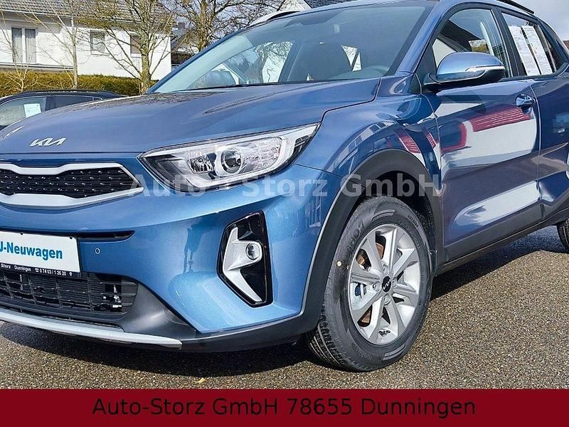Neu Kia Stonic Vision 101 PS (74 kW) 2025 Blau SUV